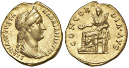 § Sabina (86-136) Aureo - D/ Busto a dx diademato della moglie di Adriano. "SABINA AUGUSTA-HADRIANI AUG". R/ La Concordia seduta a sx con patera e sce...