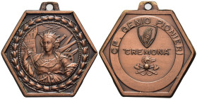Militare - Medaglia esagonale emessa per la Compagnia Genio Pionieri "Cremona" - AE - 35 mm - con appiccagnolo

SPEDIZIONE SOLO IN ITALIA - SHIPPING...