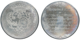 Historiepenningen - 1717 - Medal 'Zilveren huwelijk van Johannes Slyp en Jacoba Kruyskerke' by monogrammist LVS ? (Bemolt 728: this piece) - Obv. Fami...