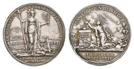 Historiepenningen - 1747 - Medal 'Nieuwjaarspenning op het verbreken van het barrière-tractaat door Frankrijk' by M. Holtzhey (VvL.221) - Obv. Dutch M...