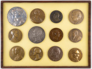 Medals in boxes - Miscellaneous - Belgium - Small collection of large size 20th century portrait medals in various metals. Incl. several struck at the...
