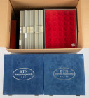 Coin supplies - Box containing 25 empty Lindner/Leuchtturm/Beba boxes diff. Models added some empty mintboxes