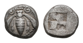 Asia Minor - Ionia - Ephese - AR Drachm (c. 480-460 BC, 3.12g) - Bee, antenna on both sides / Quadripartite incuse square (cf. SNG von Aulock 1825 / c...