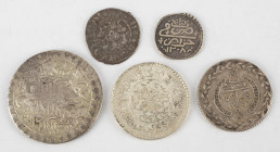 Coins world in boxes - Algeria - Lot with ¼ Budju AH1208 (KM42), Budju AH1245 (KM68) and 2 Budju AH1248 (KM75), added Tibet 3 Srang BE16-10 (KM26, L&M...