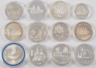 Coins world in boxes - Asia - Mixed lot of commemorative coins from Asia, a.o. China, Laos, Macau, Maldives, Singapore, Vietnam etc... All ship-themed...