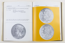 Coins world in boxes - Belgium - Box with Belgian coins in 4 albums incl. 5 Francs 1876 (appr. 11 pcs.), 1 Franc 1866, 1887, etc, with silver, added 1...