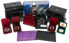 Coins world in boxes - Canada - Box with Canadian coin sets 1977-1996 and 1$ 1978-2003, approx. 17 pcs.