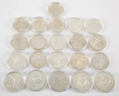 Coins world in boxes - China - Lot with many silver BU and Proof coins of China, mainly 5 Yuan commemoratives, also 2x 10 Yuan and some Mongolia