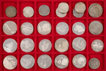 Coins world in boxes - Cuba - Lindner cassette with Cuban coins, incl. silver, approx. 26 pcs.
