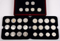 Coins world in boxes - Euro's - Box with silver Euro coins incl. Netherlands, Finland, Austria, Ireland, Belgium, France, Greece, etc. approx. 30 pcs.