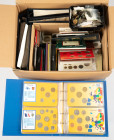 Coins world in big boxes - cannot be shipped - Miscellaneous - Moving box with World coins, medals, coin sets in albums, Dutch coin rolls, a.w. Great ...