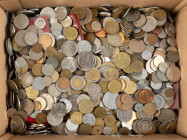 Coins world in big boxes - cannot be shipped - Kilos - Box with World coins, approx. 16 Kg