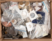 Coins world in big boxes - cannot be shipped - Kilos - Box with World coins incl. Slovenia, Mexico, Italy, Poland, Ireland, Belgium, Malta, Belgium, G...