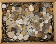 Coins world in big boxes - cannot be shipped - Kilos - Box with approx. 8 Kg World coins
