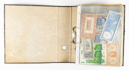 Banknotes world in albums - World - Collection among which Netherlands, China, Luxembourg, Romania, Sweden, Germany, France, Austria etc. - Total over...