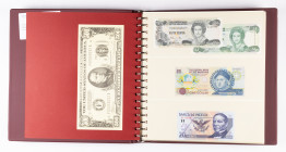 Banknotes world in albums - World - Collection of mainly UNC world currency aw. Bahamas, Mexico, ECS, Cook, Canada, Belize, Cuba, Cayman, Solomon, El ...