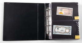 Banknotes world in albums - World - Dealer Stockbook by alphabet holding approx. 300 mainly UNC World Currency from Biafra to Canada, different years ...