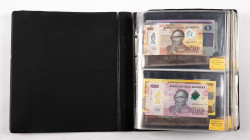 Banknotes world in albums - World - Dealer Stockbook by alphabet holding approx. 200 mainly UNC World Currency Angola, Belgium, Congo, Zaire, Rwanda, ...