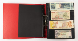 Banknotes world in albums - World - Album World Banknotes aw. Indonesia, Canada, Egyt, USA, Malta, Spain etc. Total appr. 190 pcs.