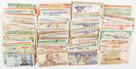 Banknotes world in boxes - Africa - Lot with c. 210 banknotes Africa