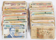 Banknotes world in boxes - Africa - Lot with c. 200 banknotes Africa