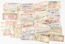 Banknotes world in boxes - Asia - Lot with c. 300 banknotes Asia