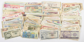 Banknotes world in boxes - Eastern Europe - Lot with c. 280 banknotes Eastern Europe