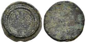 Weight for 1 Castellano or 1/2 Excelente. Pragmática de 1488. (Braña-5.1.2). (Numisma-253-pág. 82, B3). Anv.: Gothic C below the castle. Ae. 4,51 g. 1...