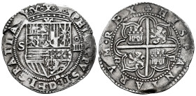 Philip II (1556-1598). 4 reales. ND (ca. 1588). Sevilla. (Cal-577). Ag. 13,54 g. Fleur-de-lis between shield and crown. Double assayer d square on rev...