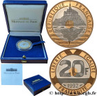 COMMEMORATIVE COINS MONNAIE DE PARIS
Type : Belle Épreuve Or/Argent 20 francs - Mont Saint-Michel 
Date : 1992 
Mint name / Town : Pessac 
Quantity mi...