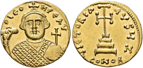 Leontius, 695-698. Solidus (Gold, 20 mm, 4.49 g, 6 h), Constantinopolis. D LЄO-N PЄ AV Bearded bust of Leontius facing, wearing crown and loros, holdi...