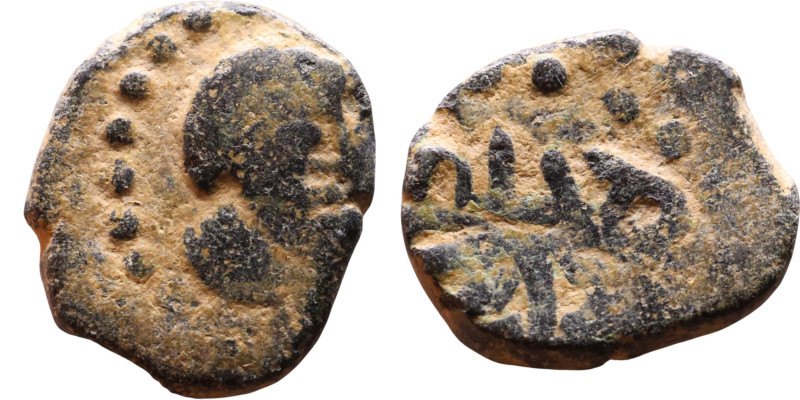 Manu VIII. Obverse: Bust of king. Reverse: inscription

9mm 0,97g