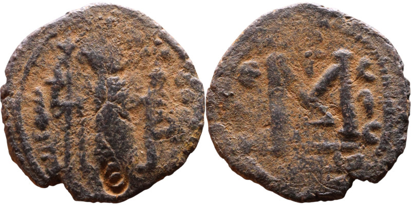 Constans II (641-668) Follis. Obverse: Imperial figure holding cross and globus ...