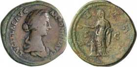 Lucilla (+ 182 n.Chr.): AE Sesterz, 27,59 g, 164-169. Büste r. // Pietas stehend l. vor Altar. RIC 1756. knapp sehr schön.