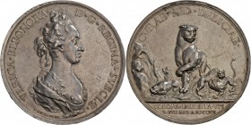 SCHWEDEN, Ulrika Eleonora 1718-1720, Medaille 1719 (von Hedlinger), Auf die Krönung in Uppsala. Brustbild nach rechts / Löwin mit vier spielenden Jung...