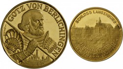 Lot 2 Goldmedaillen: Götz von Berlichingen o.J. von H. Diller (10,5 g, 900), dazu Schloss Langenburg anläßlich des Besuches der britischen Königin 196...