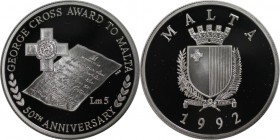 Europäische Münzen und Medaillen, Malta. "George Cross Award". 5 Liri 1992, Silber. 0.84 OZ. KM 100. Polierte Platte