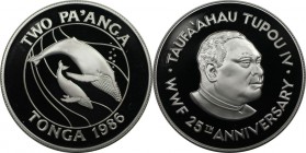Weltmünzen und Medaillen, Tonga. 25 Jahre WWF - Buckelwale. 2 Pa'anga 1986, Silber. 0.84 OZ. KM 121. Polierte Platte