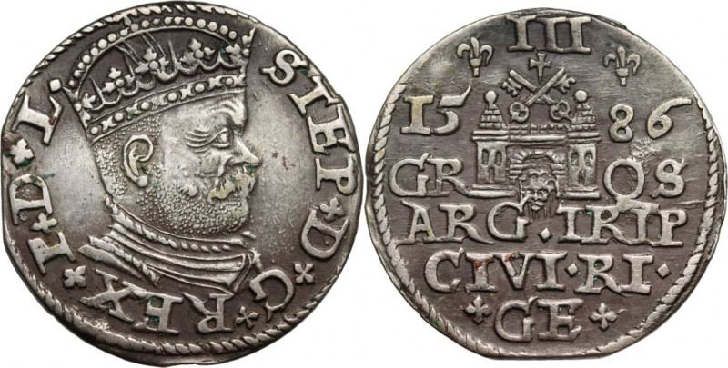 Stefan Batory, trojak 1586, Ryga Odmiana z małą głową króla. Drobna końcówka bla...