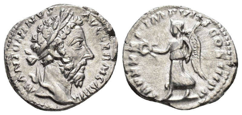 IMPERIO ROMANO. MARCO AURELIO. Denario. Roma (176-177). A/ Cabeza laureada a der...