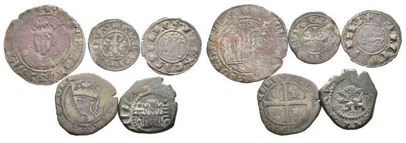 REINOS DE CASTILLA Y LEÓN. Lote de 5 piezas: 1 dinero de Fernando IV, 1 cruzado ...