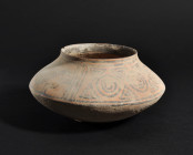 ARQUEOLOGÍA. MEDIO ORIENTE. Valle del Indo. Vaso con decoración geométrica y de aves (III-II milenio a.C.). Cerámica. Altura 10 cm. Diámetro 18,5 cm. ...