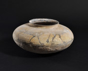 ARQUEOLOGÍA. MEDIO ORIENTE. Valle del Indo. Vaso con decoración de cuadrúpedos (III-II milenio a.C.). Cerámica. Altura 9,5 cm. Diámetro 19 cm. Present...