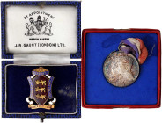 Grossbritannien
Lots
2 Stück: tragbare Silbermedaille am Band 1935 Reg.-Jub, 32 mm, 16,08 g, im Etui; Emaill. Silberabzeichen National Ass. of Head ...