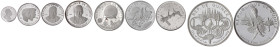 Guinea
Republik, seit 1962
9 Silbermünzen 1969/1970 zu 1 X 100, 2 X 200, 4 X 250 und 2 X 500 Francs. Bis auf KM 14 je Jahrgang 1970. Insg. 144,5 g. ...