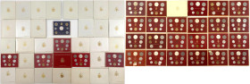 Italien-Kirchenstaat
Lots
Ca. 60 Kursmünzensätze, bzw. Gedenksätze der 1970er bis 1990er Jahre. Enthalten viele 500 und 1000 Lire Silber. Stempelgla...