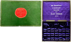 Schweizerische Eidgenossenschaft
Lots
2 uralte Sammel-Schatullen für Schützentaler und Medaillen verm. vor 1900. 1 X mit lila Samt ausgeschlagen und...