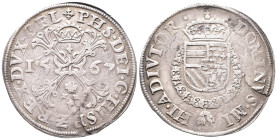 Niederlande Geldern, Philipp II. von Spanien 1555-1598, Reichstaler 1567. 29,27 g. Dav. 8497; Delm. 92 (R1). Kl. Schrötlingsriss, sehr schön +