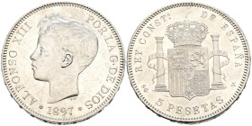ALFONSO XIII (1885-1931). 5 Pesetas. (Ar. 25,11g/37mm). 1897 *18-97. Madrid SGV. (Cal-2019-107). SC-. Marquitas. Restos de brillo original.