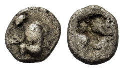 Thraco-Macedonian Region. Uncertain (Late 6th-early 5th century BC). Tetartemorion (6,3mm,0.2g) . Satyr(?) crouching l.. R/Incuse punch. Cf. HGC 3.1, ...